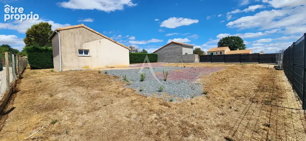 Vivonne - terrain constructible viabilise- garage - photo 6