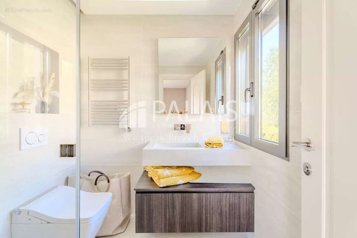 Maison à ROQUEBRUNE-CAP-MARTIN