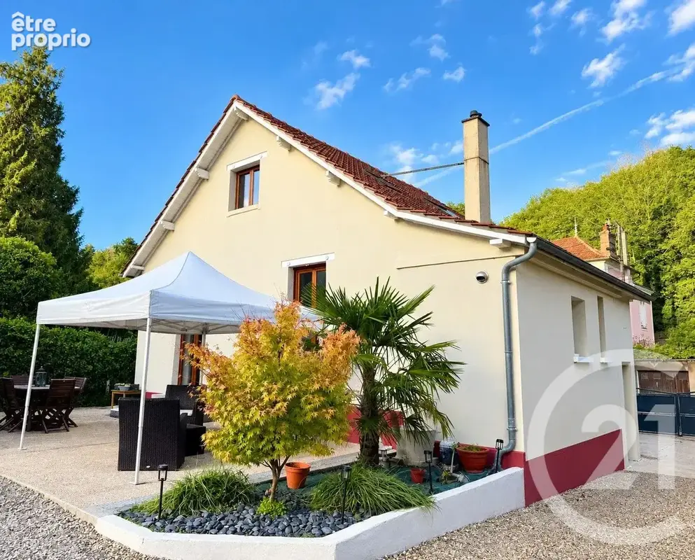 Maison 5 pièces 124 m² à vendre à Ivry-La-Bataille (27540) - photo 1