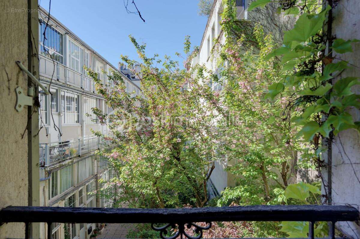 Appartement à PARIS-6E