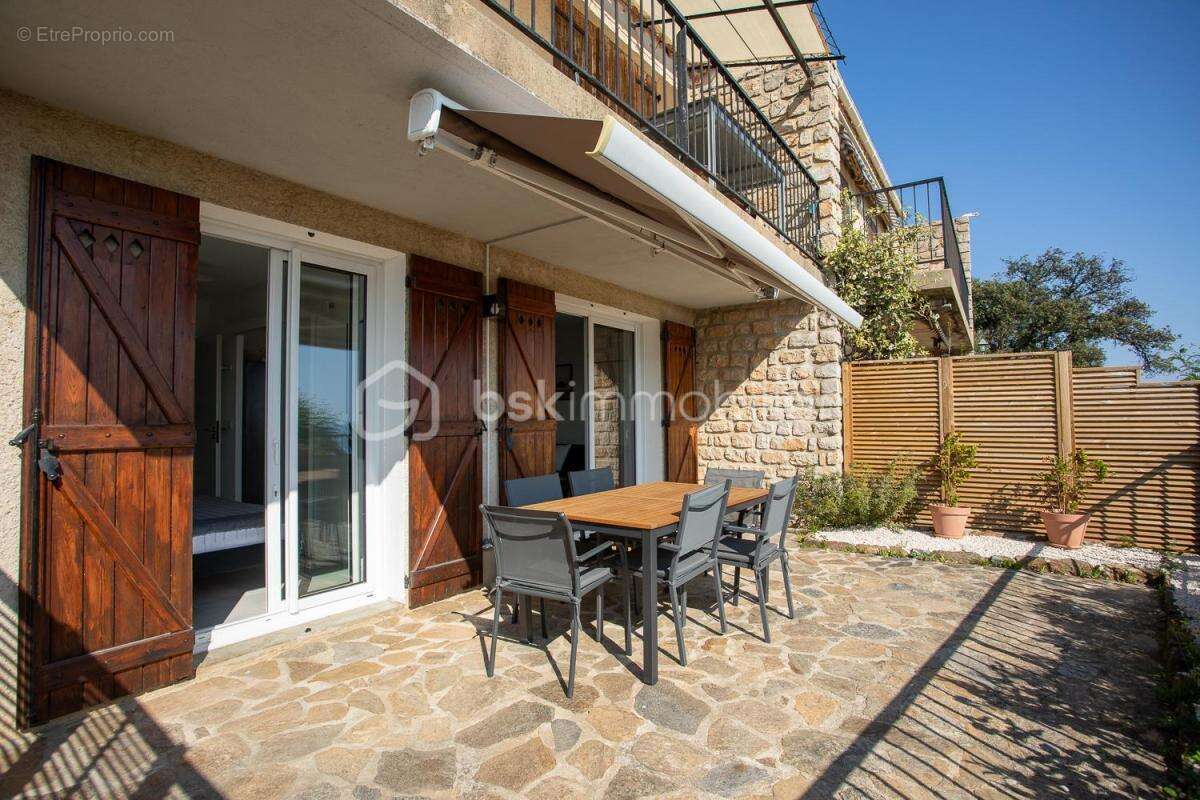 Appartement à LE LAVANDOU