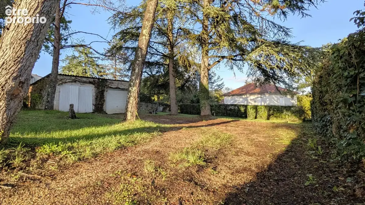Maison avec jardin arboré, à deux pas des commodités - photo 7