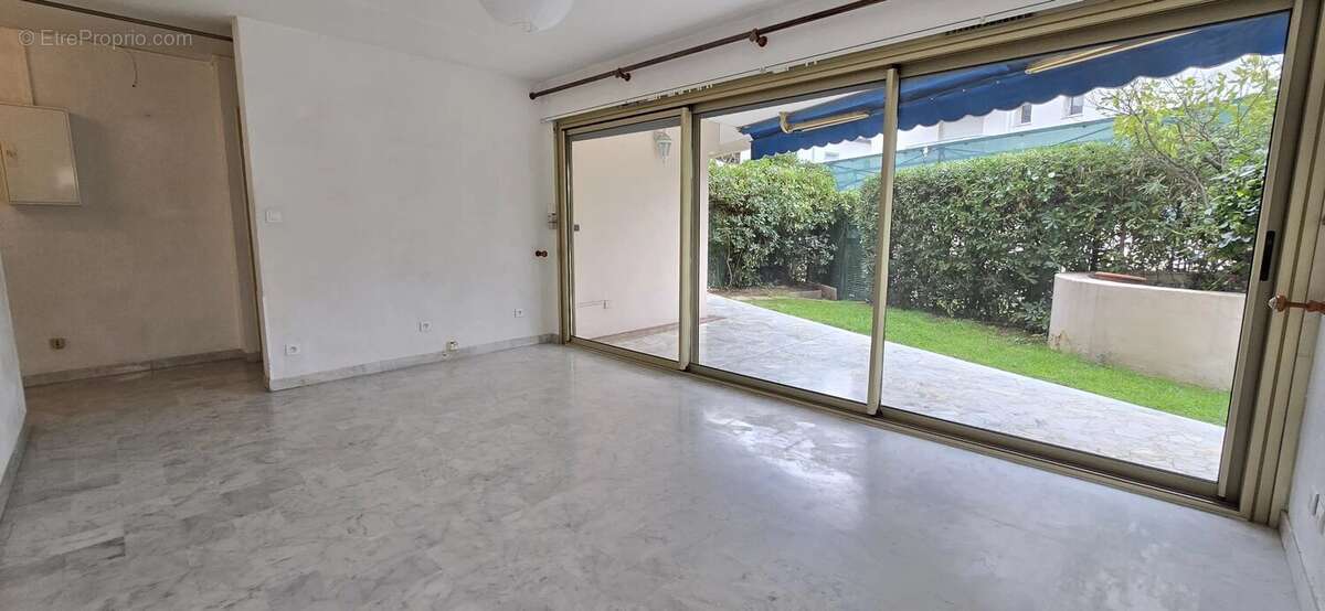 Appartement à CAGNES-SUR-MER