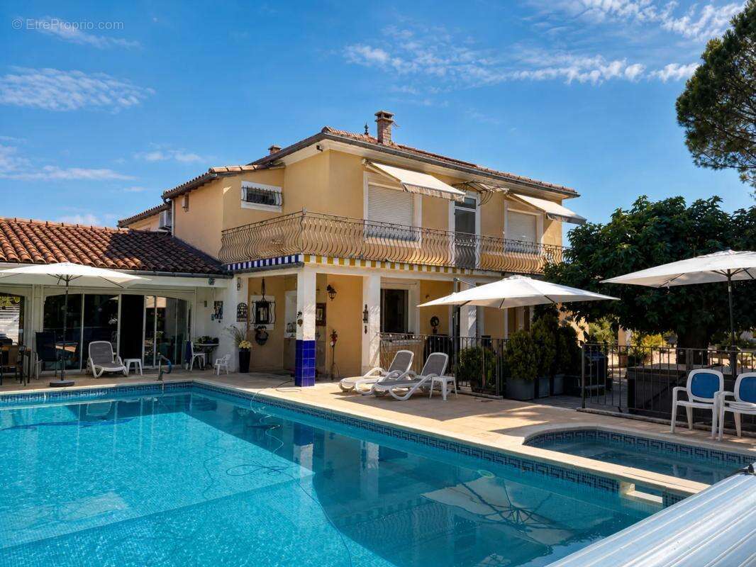 Maison à CAROMB