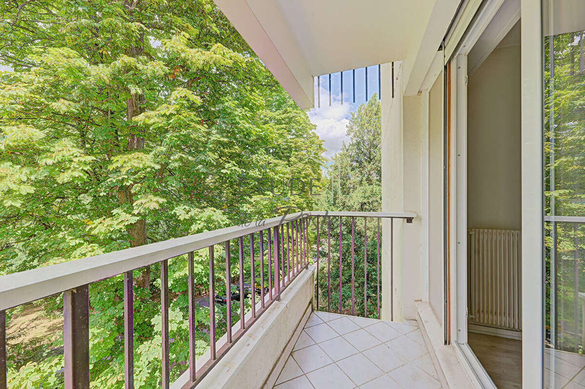 Appartement Brunoy 2 pièce(s) 49.21m2 - photo 2