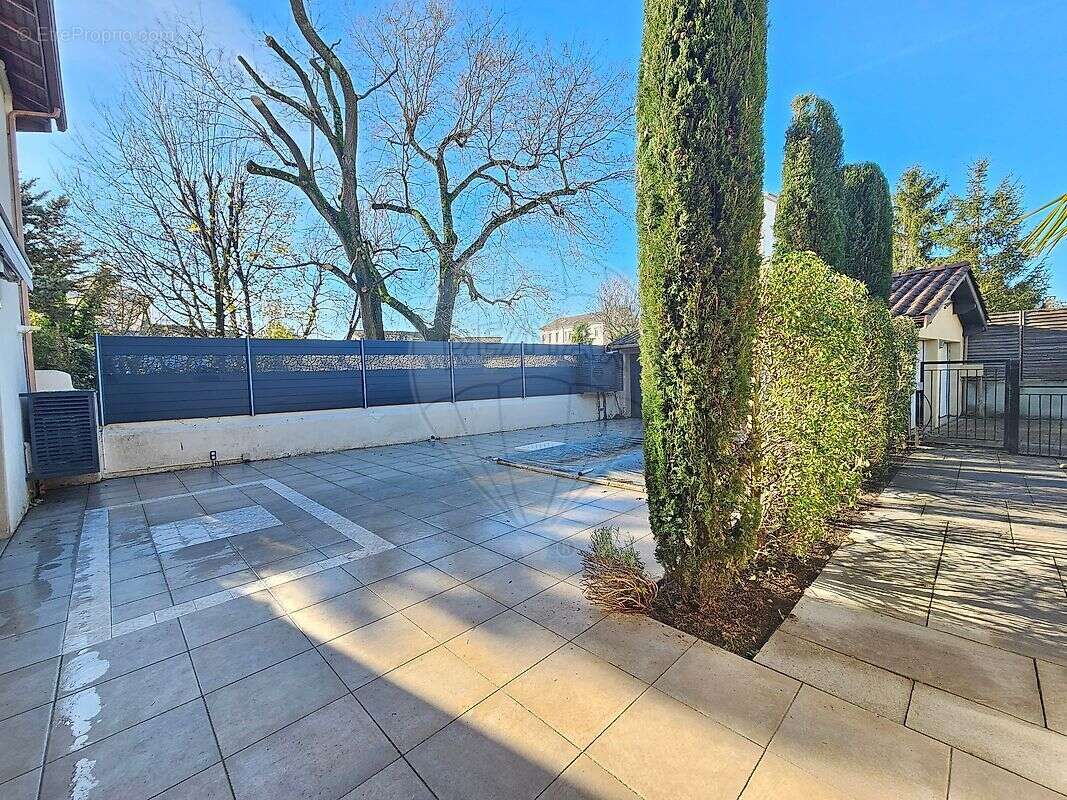 Maison à VILLEFRANCHE-SUR-SAONE