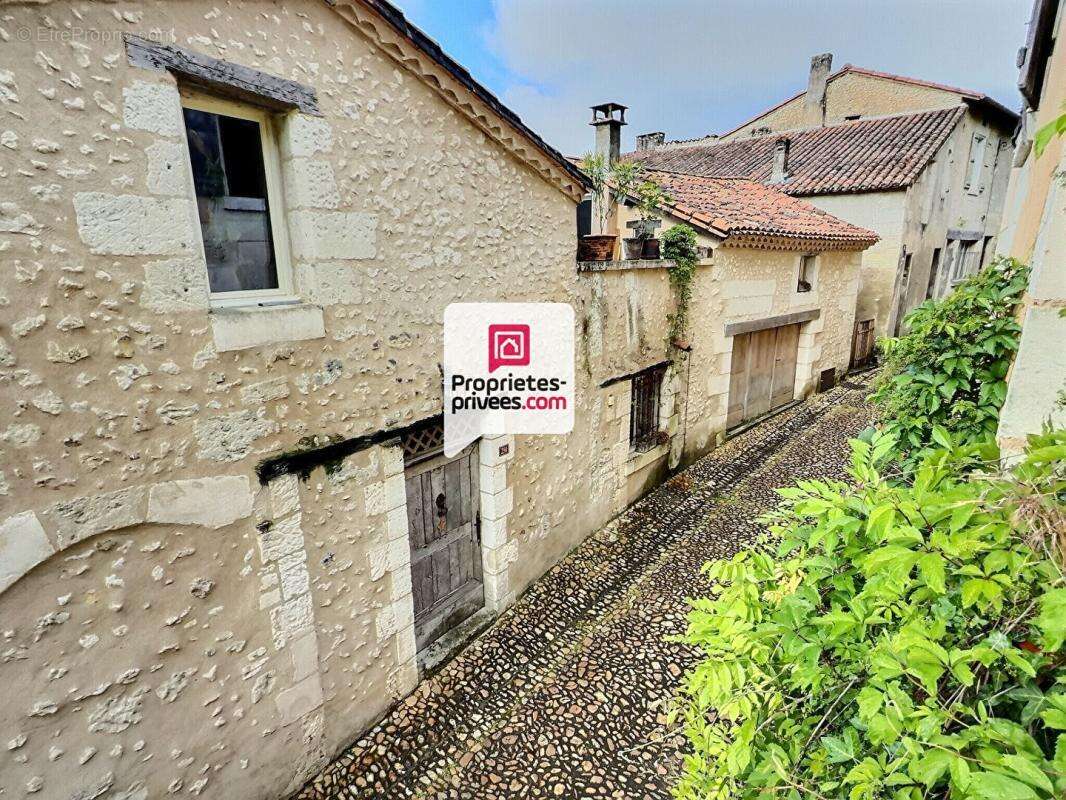 Maison T2/3 d'env. 98m² à réhabiliter en plein coeur du bourg de SAINT-AQUILIN (24110) - photo 12