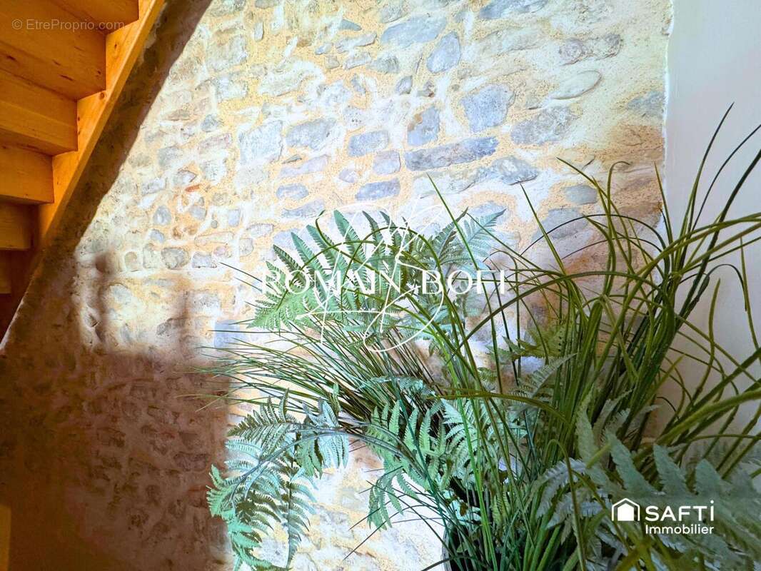 Photo 2 - Maison à CRUVIERS-LASCOURS