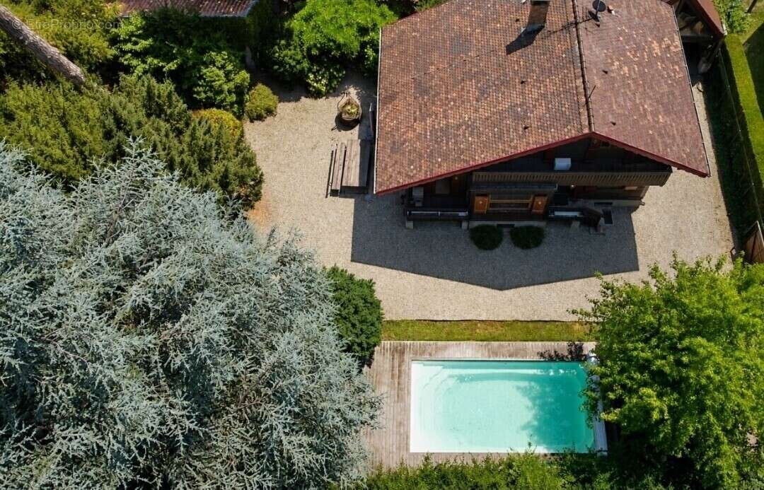 Mulhouse Rebberg Chalet de caractère, piscine et écrin de verdure - photo 8