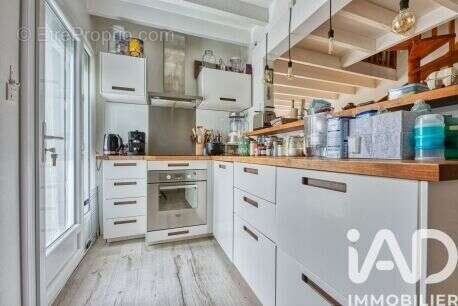 Maison 93 m² à Floirac  - photo 3