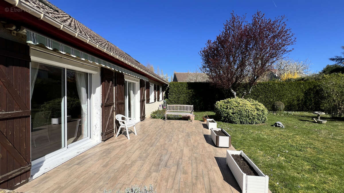 Maison à LA FERTE-ALAIS