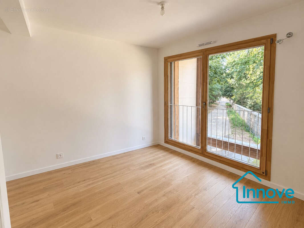 Maison 116 m² à Viroflay  - photo 9
