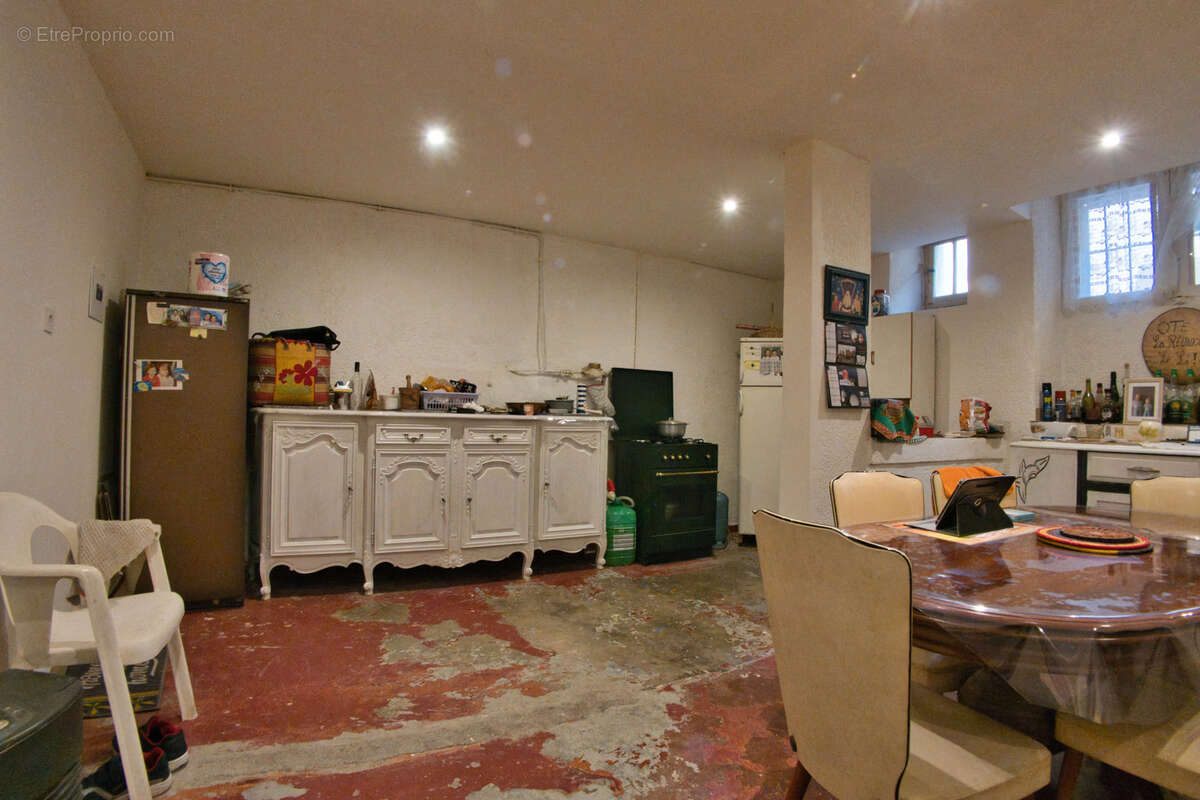 Maison à CASCASTEL-DES-CORBIERES