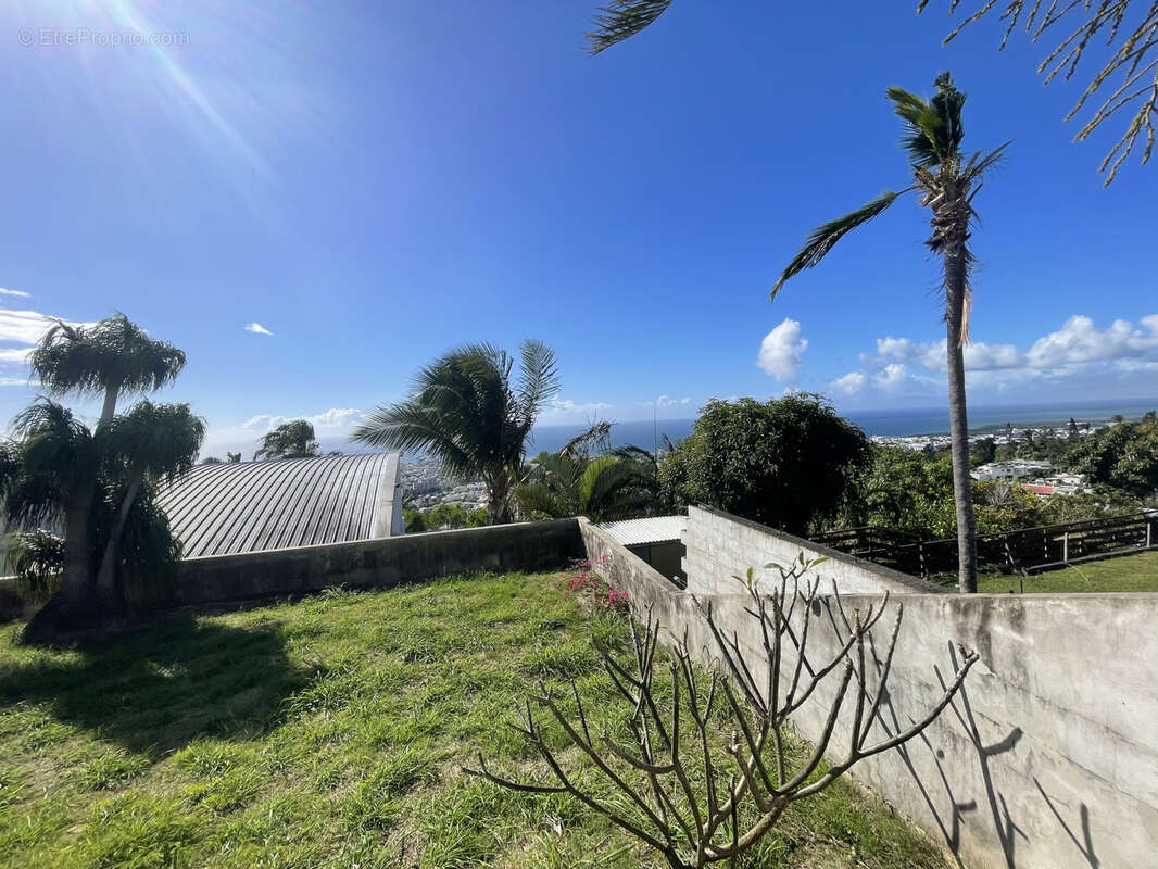 Maison à SAINT-DENIS