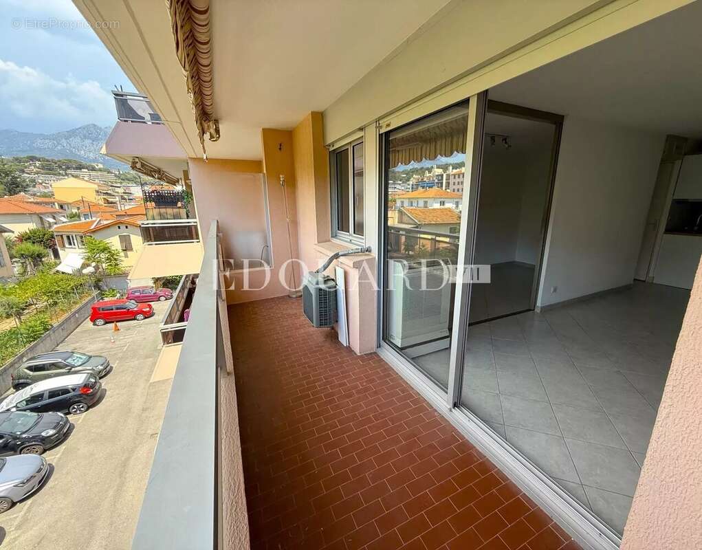 Appartement à ROQUEBRUNE-CAP-MARTIN