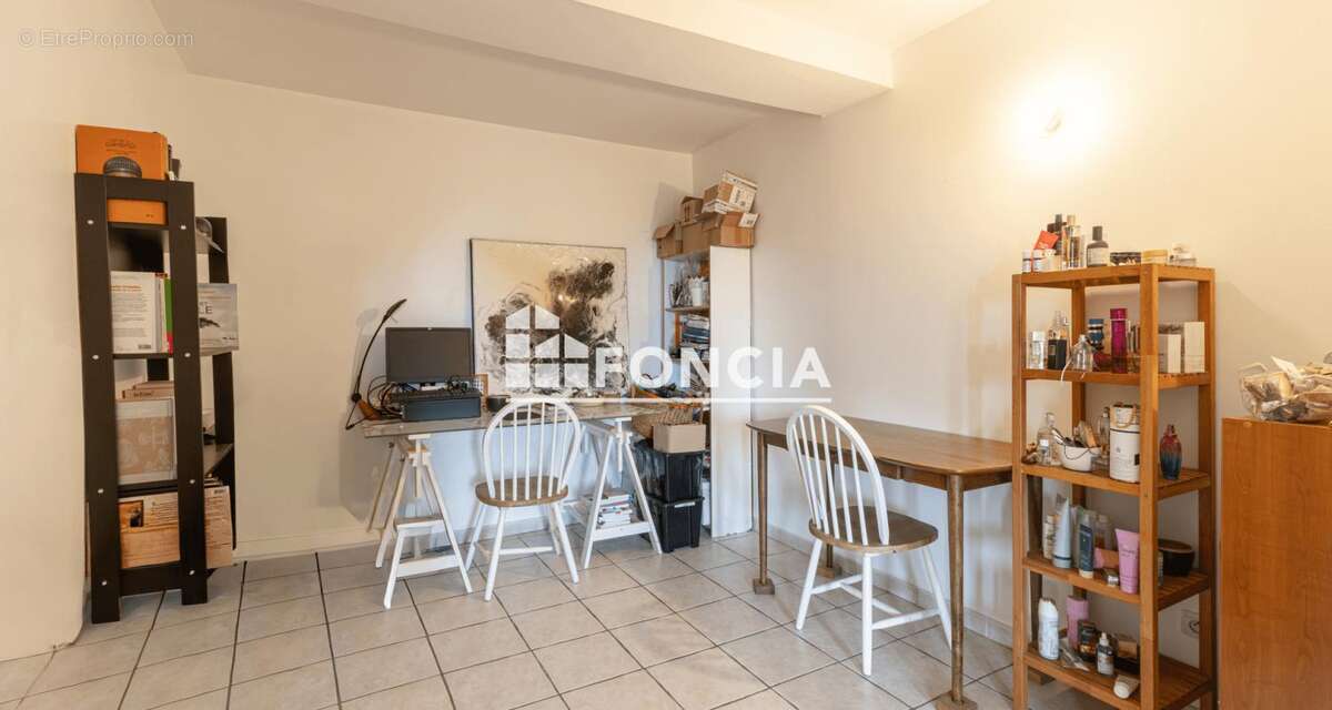 Appartement à PORT-DE-BOUC