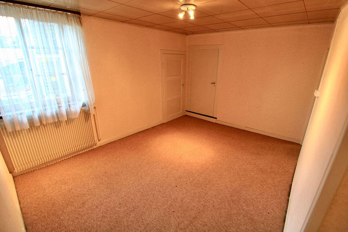 Maison à BOUZONVILLE