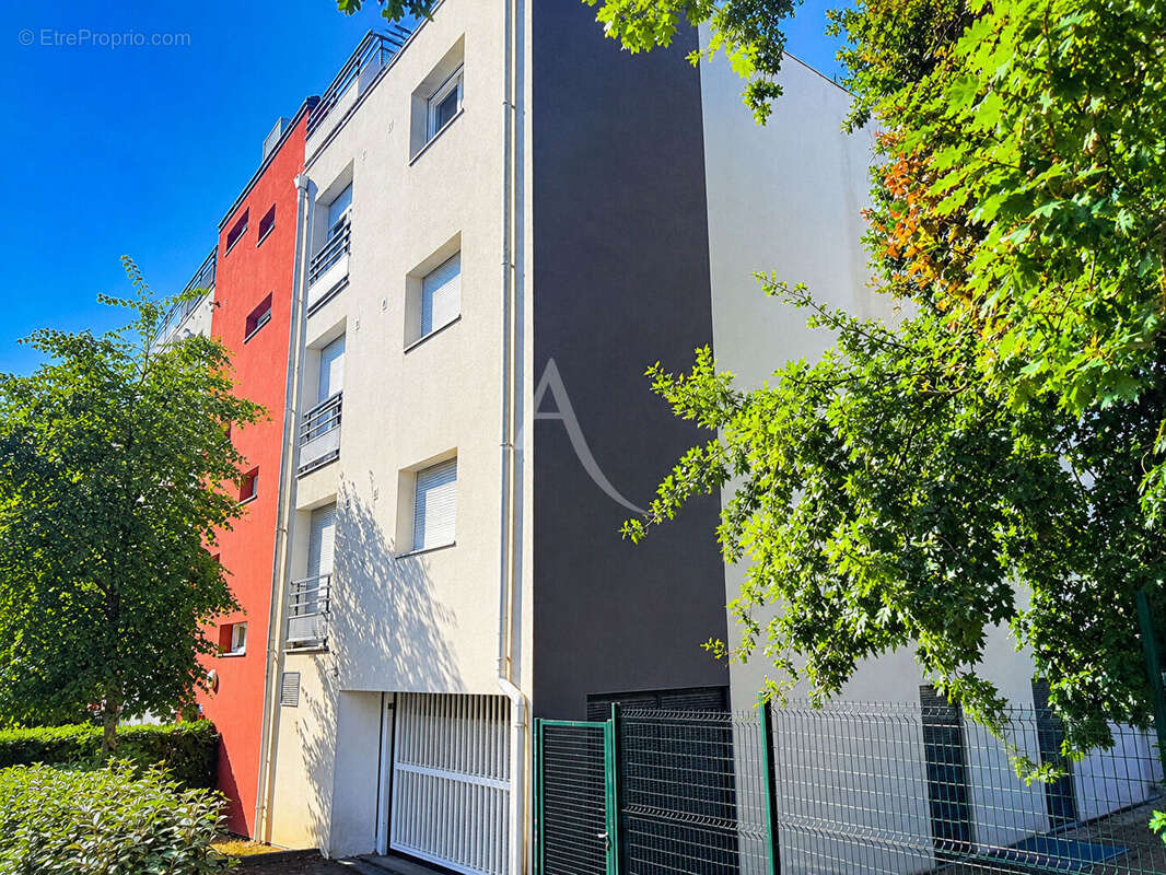 Appartement Nantes 2 pièces 43 m2 - Recteur Schmitt - terrasse - stationnement sécurisé - photo 5