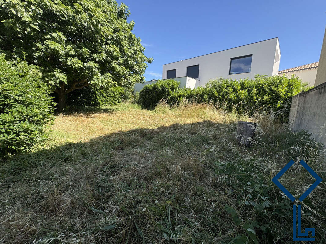 Terrain 359 m² à Gallargues-Le-Montueux  - photo 2