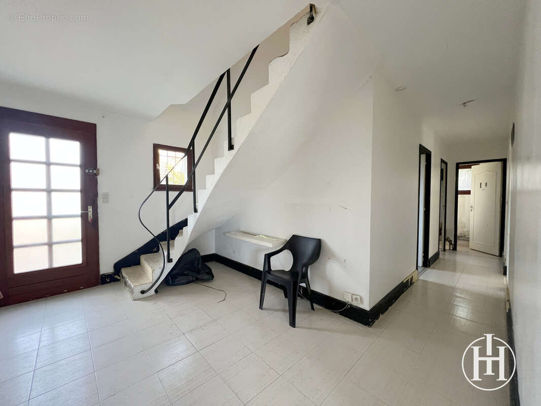 Maison à SAINT-AMAND-MONTROND