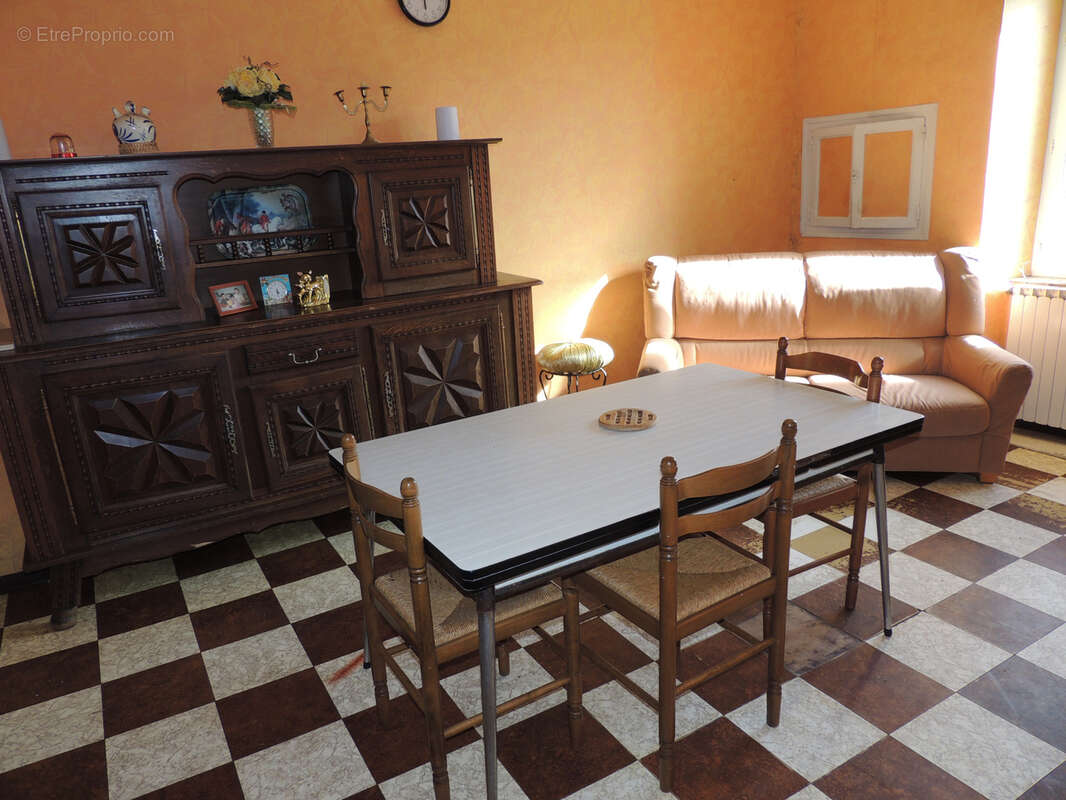 Maison à RIEUPEYROUX