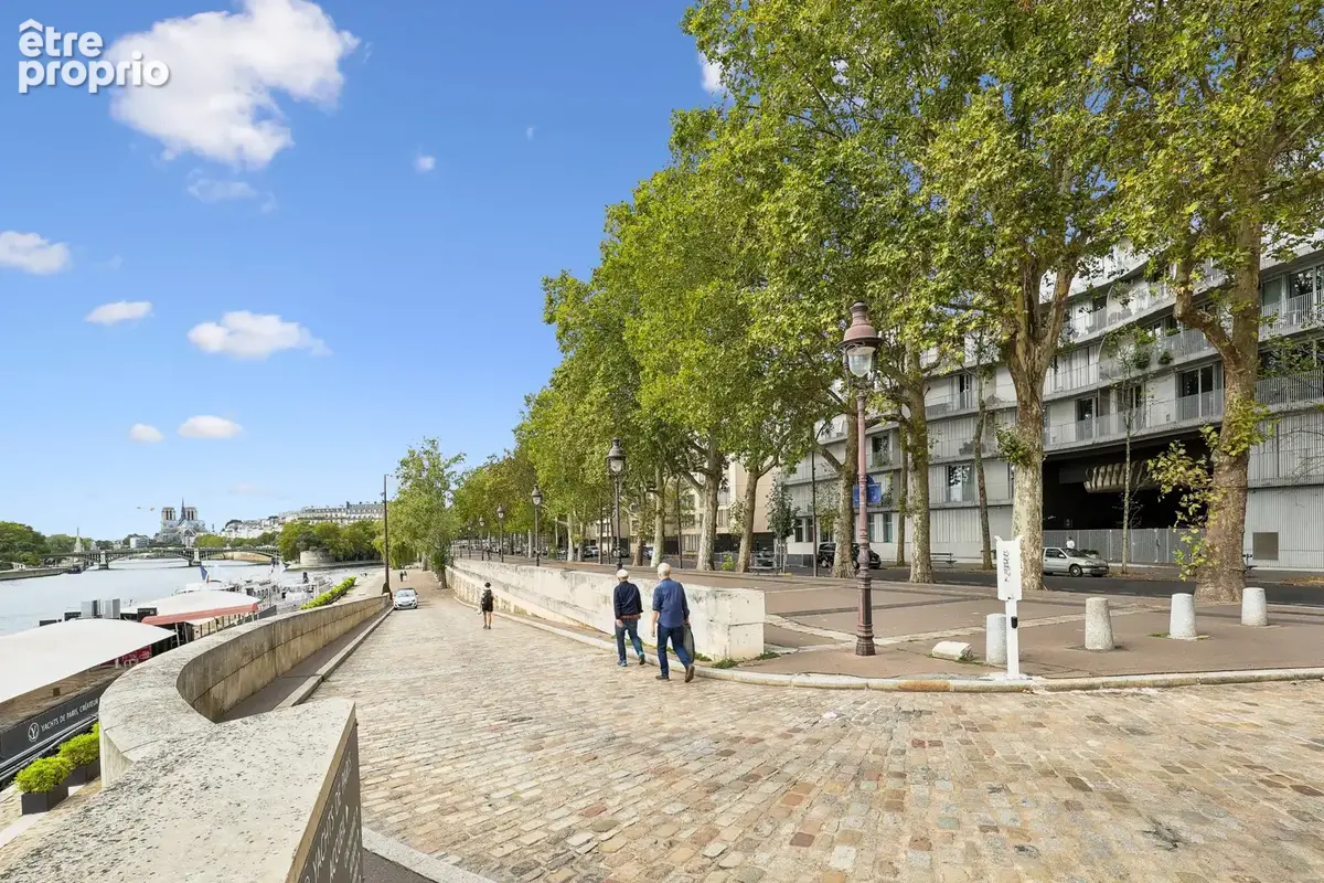 Appartement à PARIS-4E