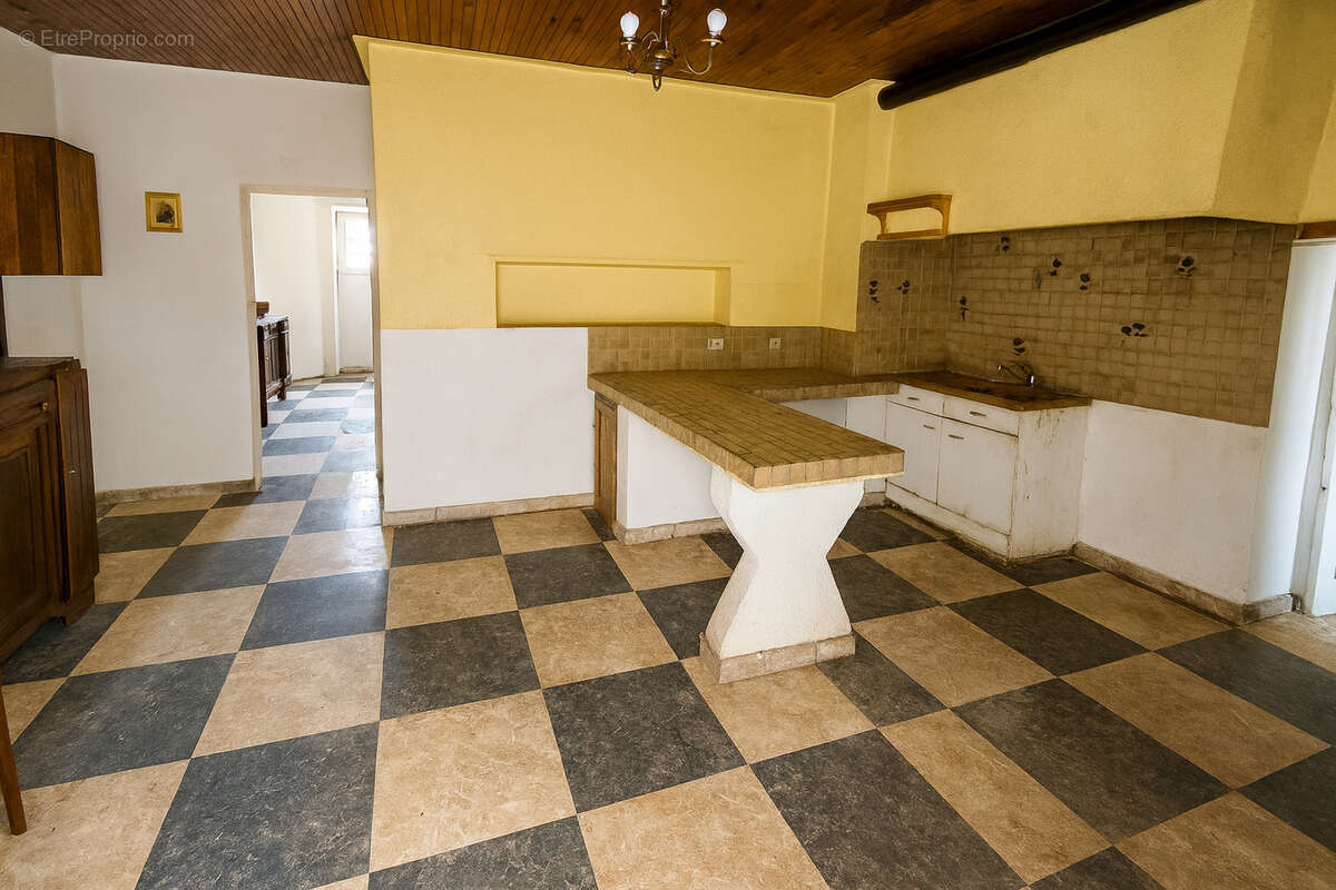 Appartement à SAINT-ETIENNE-DES-SORTS