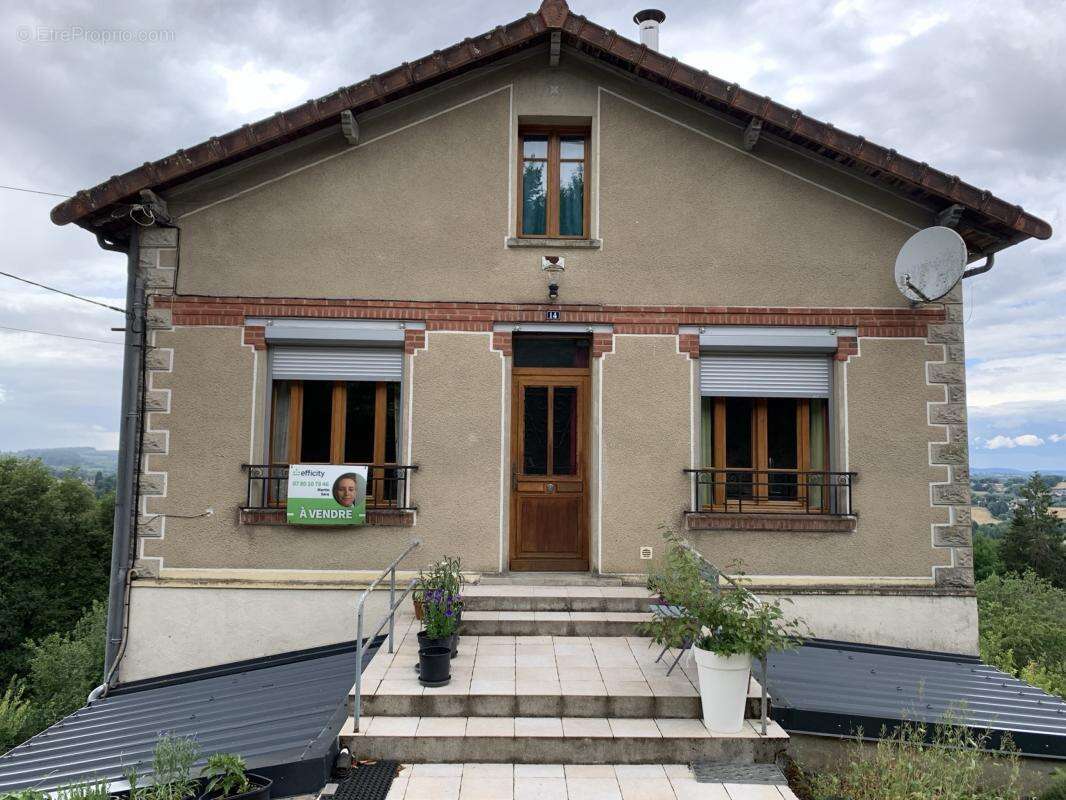Maison à BOURGANEUF