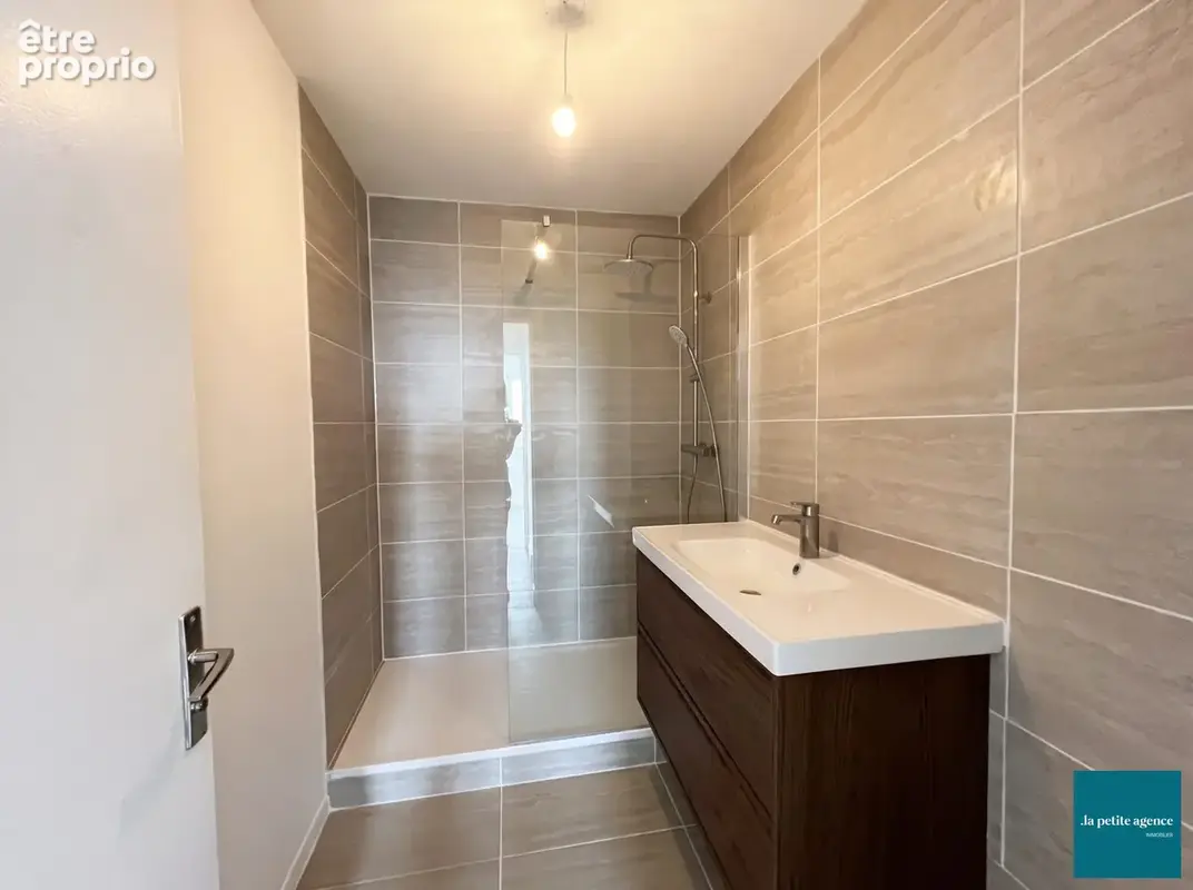 Appartement 3 pièces 55 m² à vendre à Herouville-Saint-Clair (14200) - photo 6
