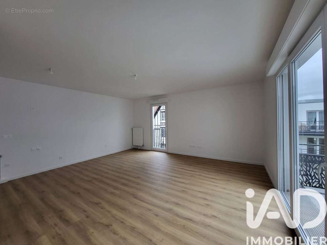 Photo 2 - Appartement à VILLENEUVE-LA-GARENNE