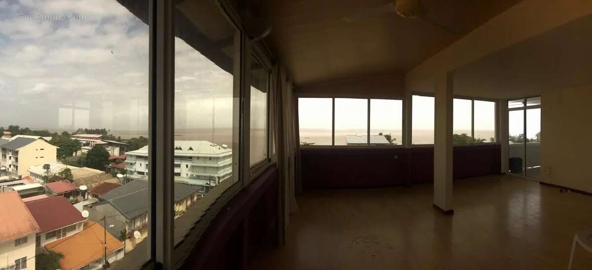 Appartement à CAYENNE