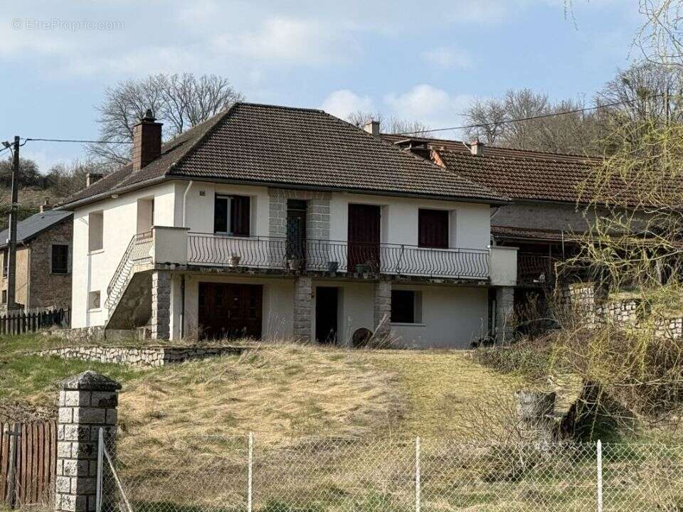 Maison à ALLIGNY-EN-MORVAN