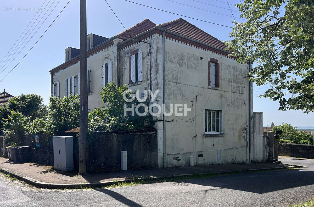 Appartement à LE CREUSOT
