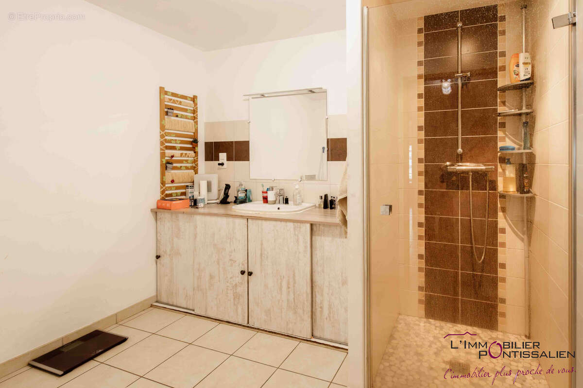Appartement à JOUGNE