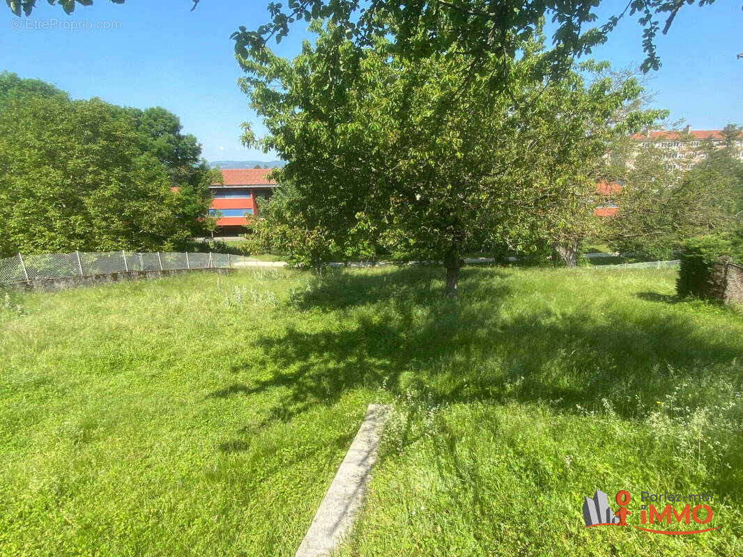 Terrain à MONISTROL-SUR-LOIRE