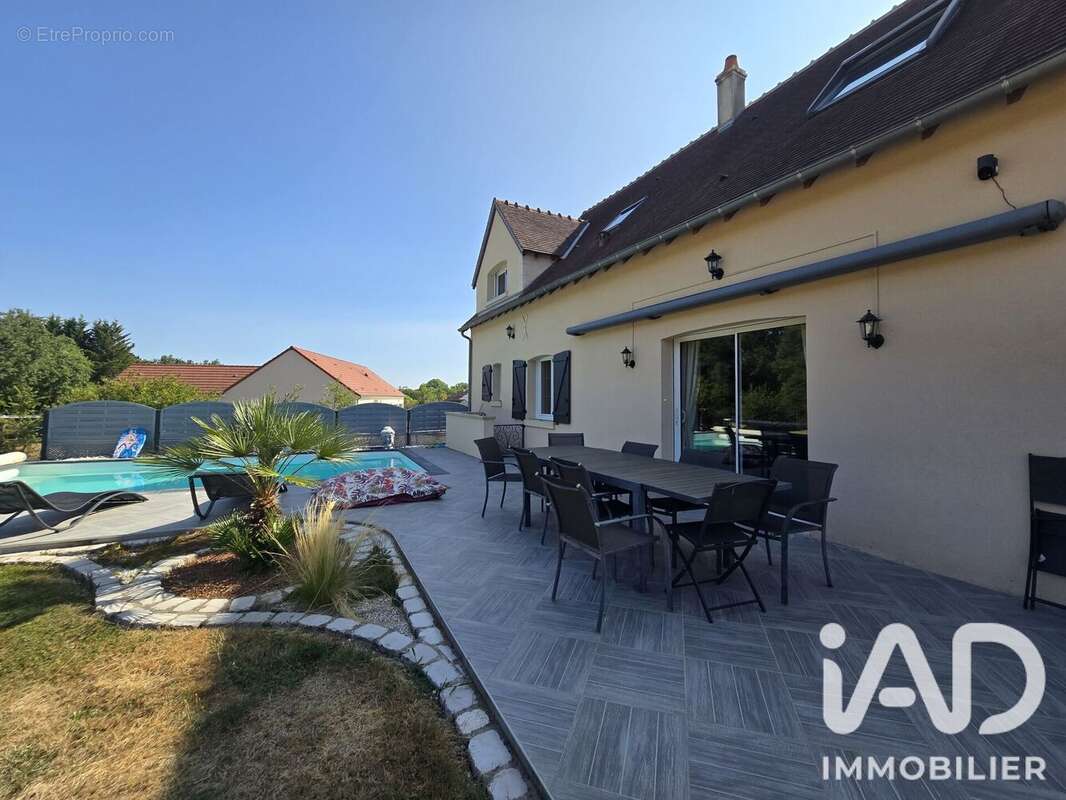 Maison 170 m² à Mezieres-En-Brenne  - photo 2