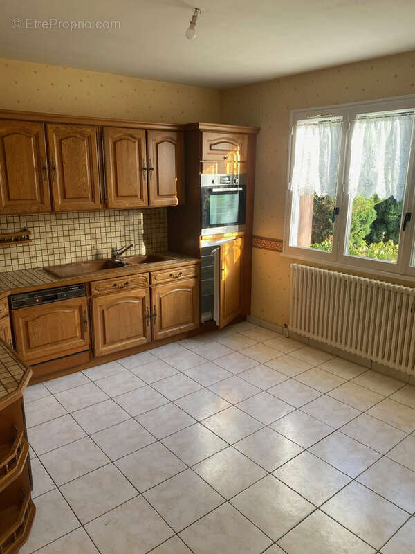 Maison à MINIAC-MORVAN