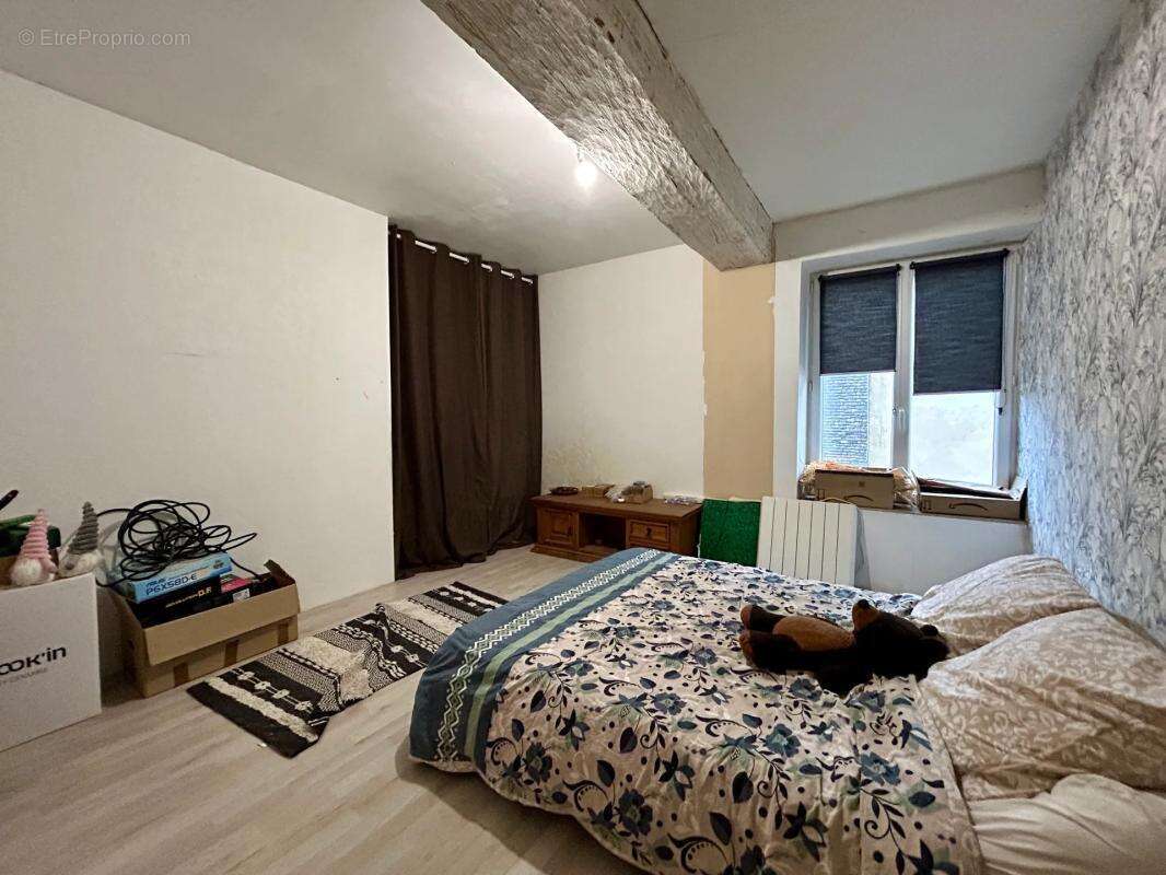 Maison de 6 pièces de 188 m² à Courcelles-la-Forêt - photo 8