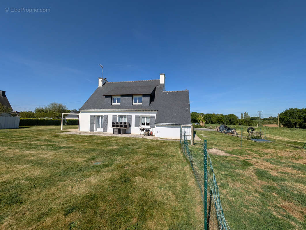 Maison à PONT-SCORFF