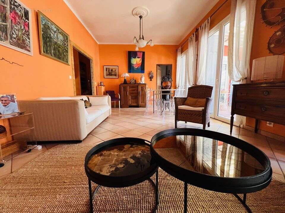 Maison à MARSEILLE-4E