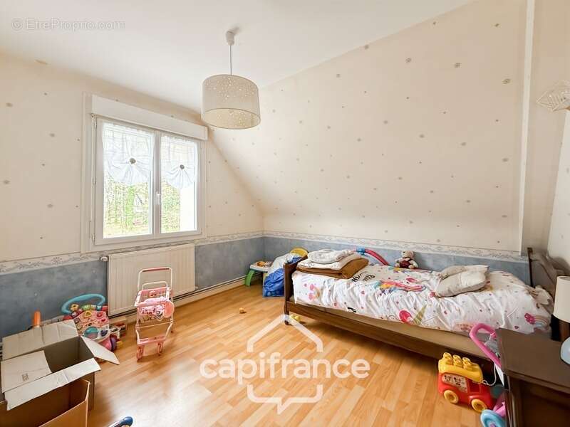 Maison à vendre 5 pièces BIEUZY LES EAUX (56) Maison familiale 4 chambres avec jardin – Pluméliau-Bieuzy - photo 12