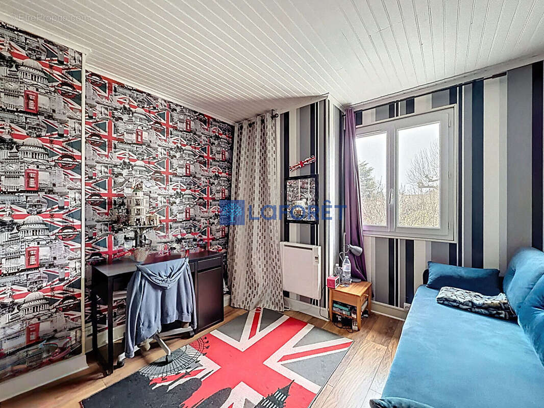 Maison à SAVIGNY-SUR-ORGE