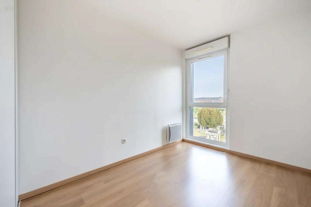 FAMILLE OU INVESTISSEURS Appartement  de 72 m² à Mantes-la-Jolie - photo 6