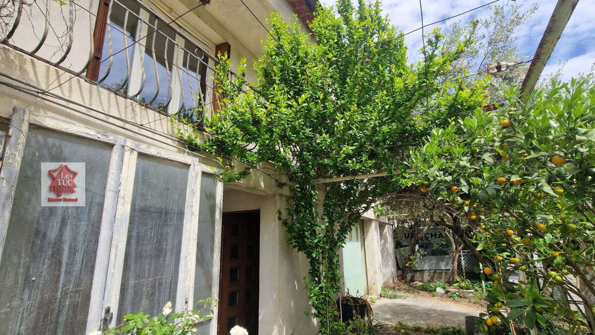 Maison à BOLLENE