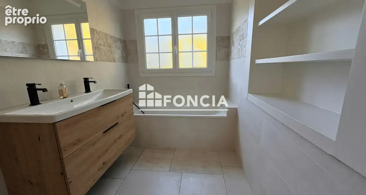 Maison 7 pièces 230 m² à vendre à Bayonne (64100) - photo 3