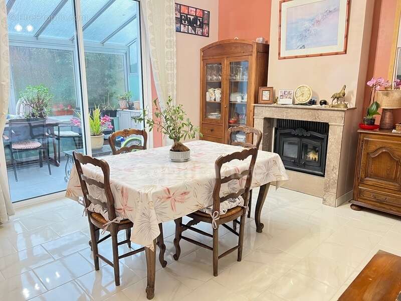 Maison à vendre 6 pièces BOULOGNE SUR MER - 4 chambres - jardin clos - véranda - photo 3