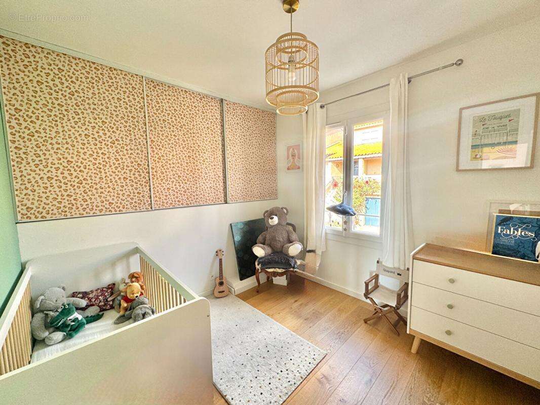 Maison à BORMES-LES-MIMOSAS