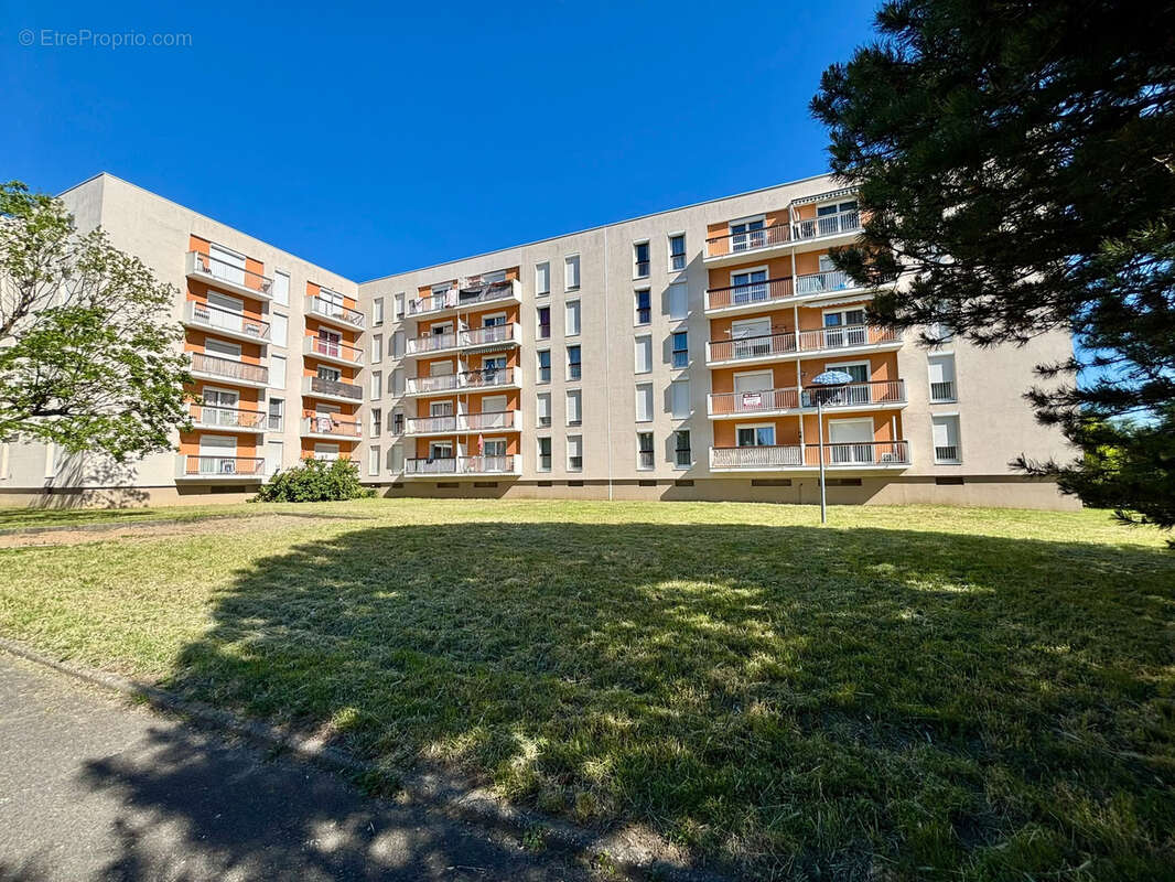 Appartement à SAINT-FONS