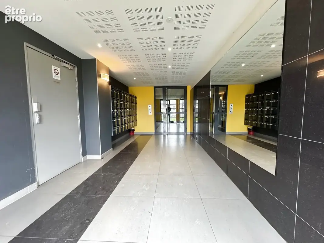 appartement de 2 pièces avec jardin et  parking sécurisé. - photo 7