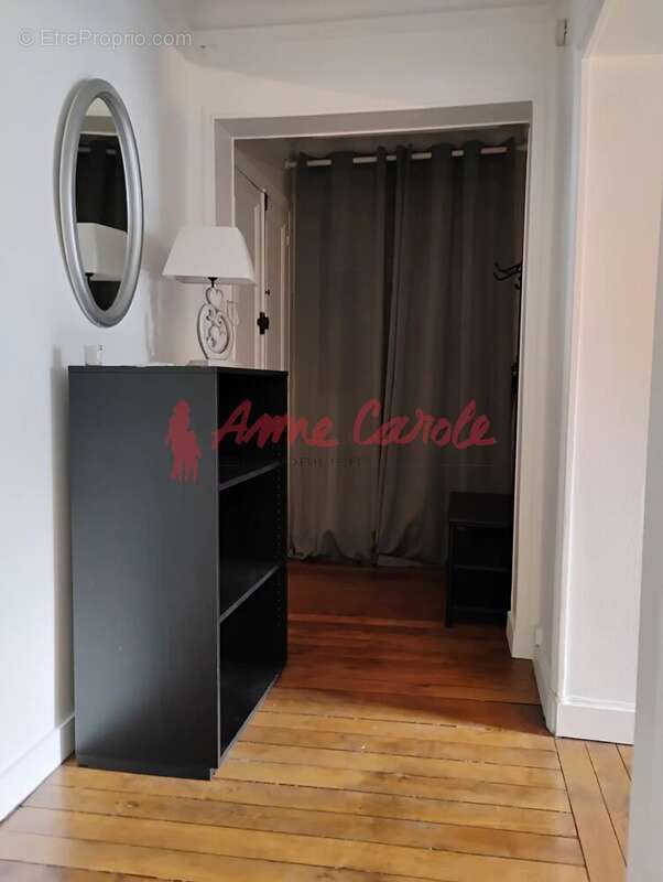 Appartement à PARIS-14E